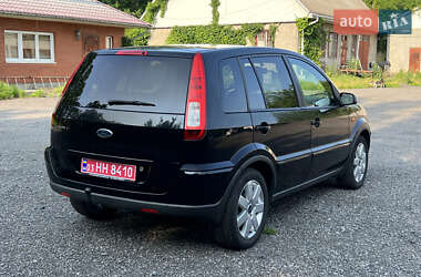 Хэтчбек Ford Fusion 2009 в 