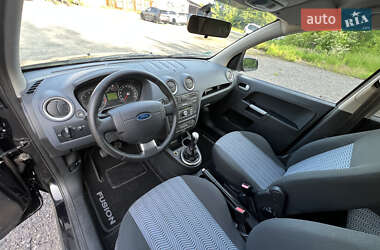Хэтчбек Ford Fusion 2009 в 