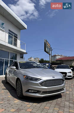Седан Ford Fusion 2017 в 