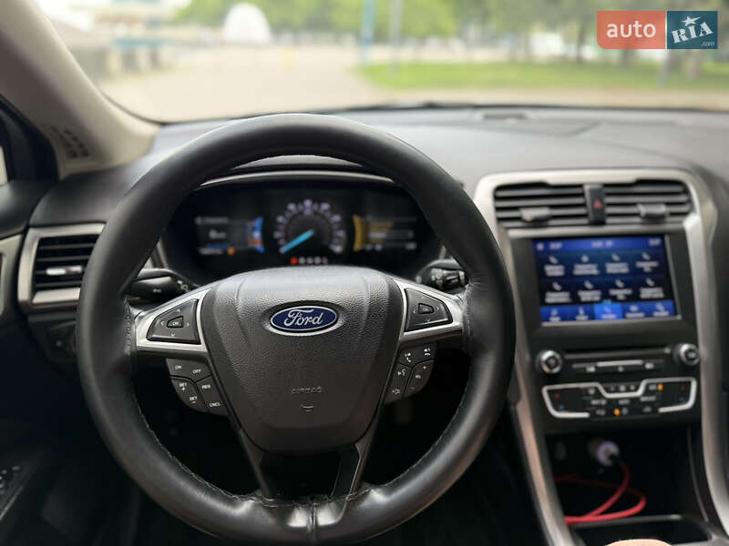 Седан Ford Fusion 2018 в Днепре