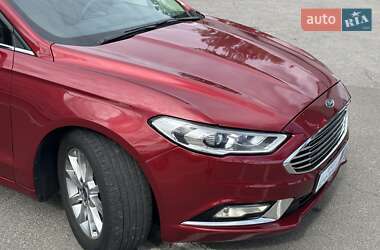 Седан Ford Fusion 2017 в 