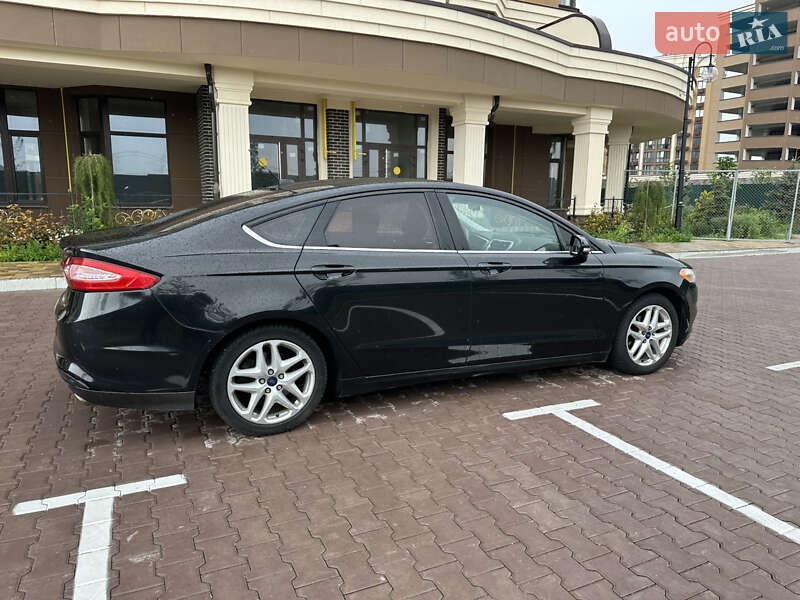 Седан Ford Fusion 2015 в Киеве