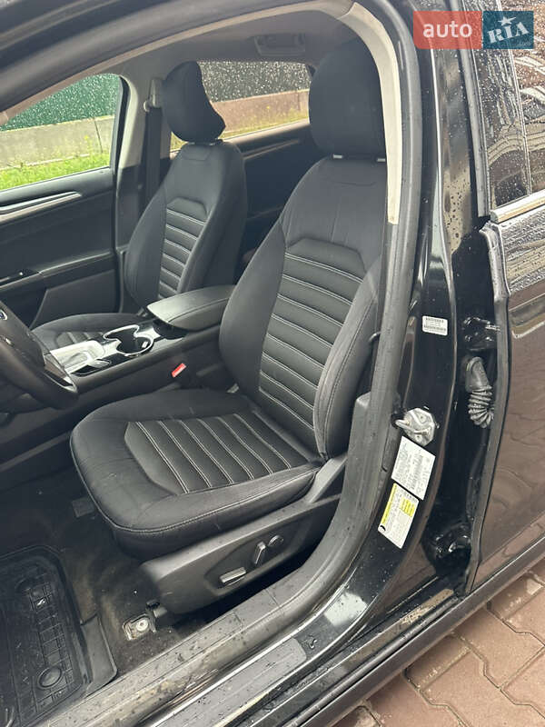 Седан Ford Fusion 2015 в Киеве