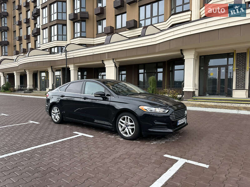 Седан Ford Fusion 2015 в Киеве