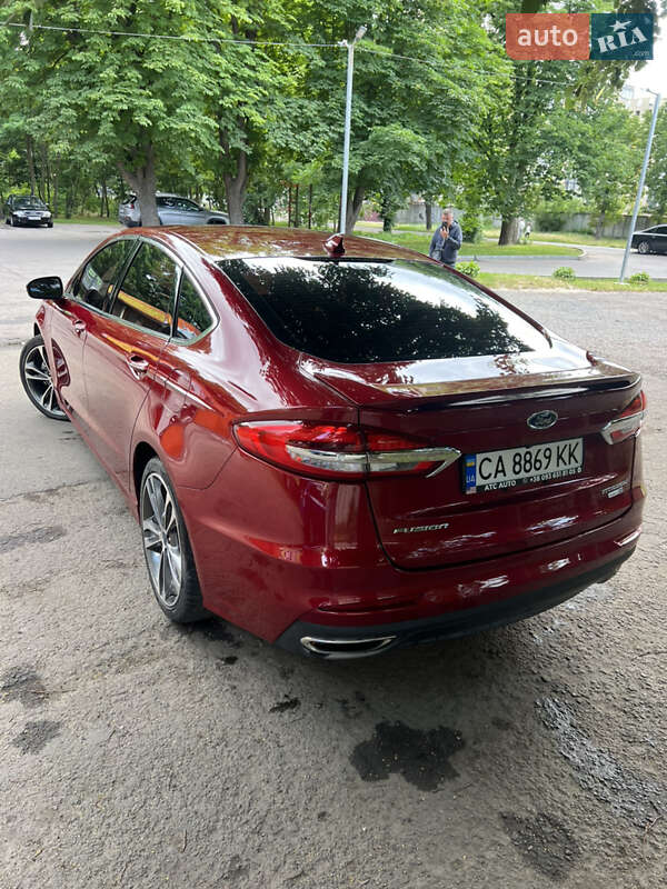 Седан Ford Fusion 2019 в Черкассах