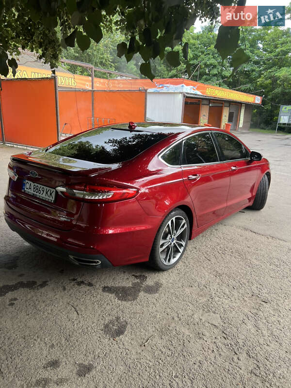 Седан Ford Fusion 2019 в Черкассах