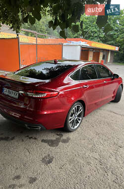 Седан Ford Fusion 2019 в 