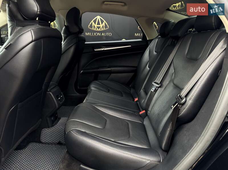 Седан Ford Fusion 2017 в Киеве фото 10 Седан Ford Fusion 2017 в Киеве