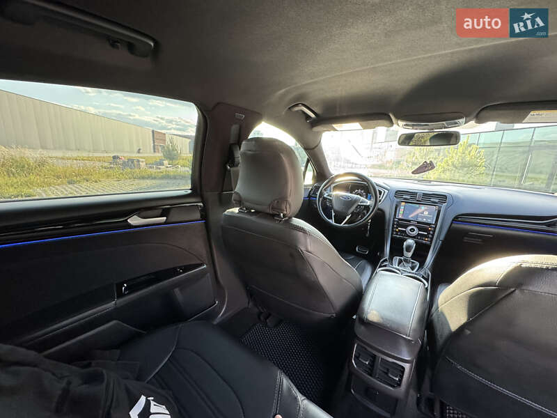 Седан Ford Fusion 2015 в Хмельницькому