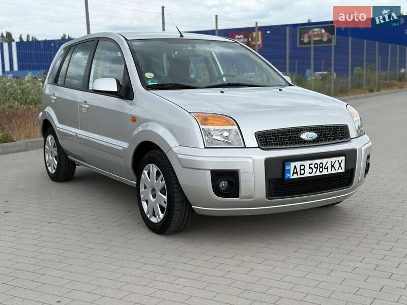 Хэтчбек Ford Fusion 2009 в Виннице