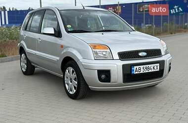 Хэтчбек Ford Fusion 2009 в 