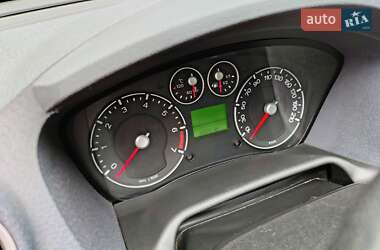 Хэтчбек Ford Fusion 2008 в 