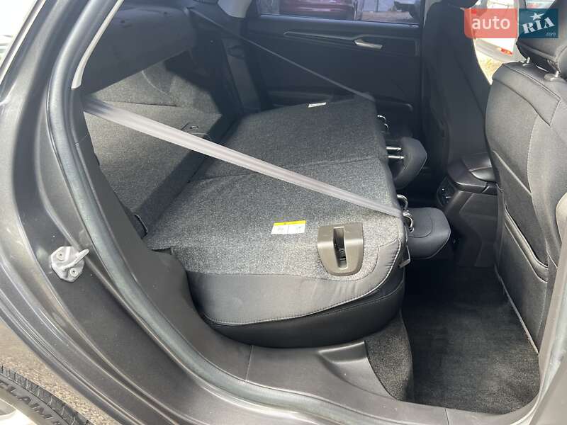 Седан Ford Fusion 2015 в Одессе