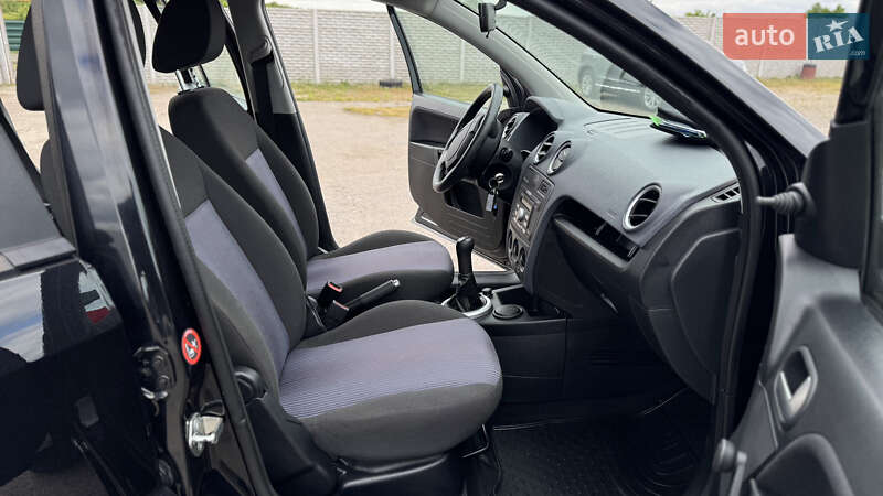 Хэтчбек Ford Fusion 2006 в Виннице фото 31 Хэтчбек Ford Fusion 2006 в Виннице