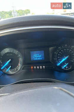 Седан Ford Fusion 2015 в 