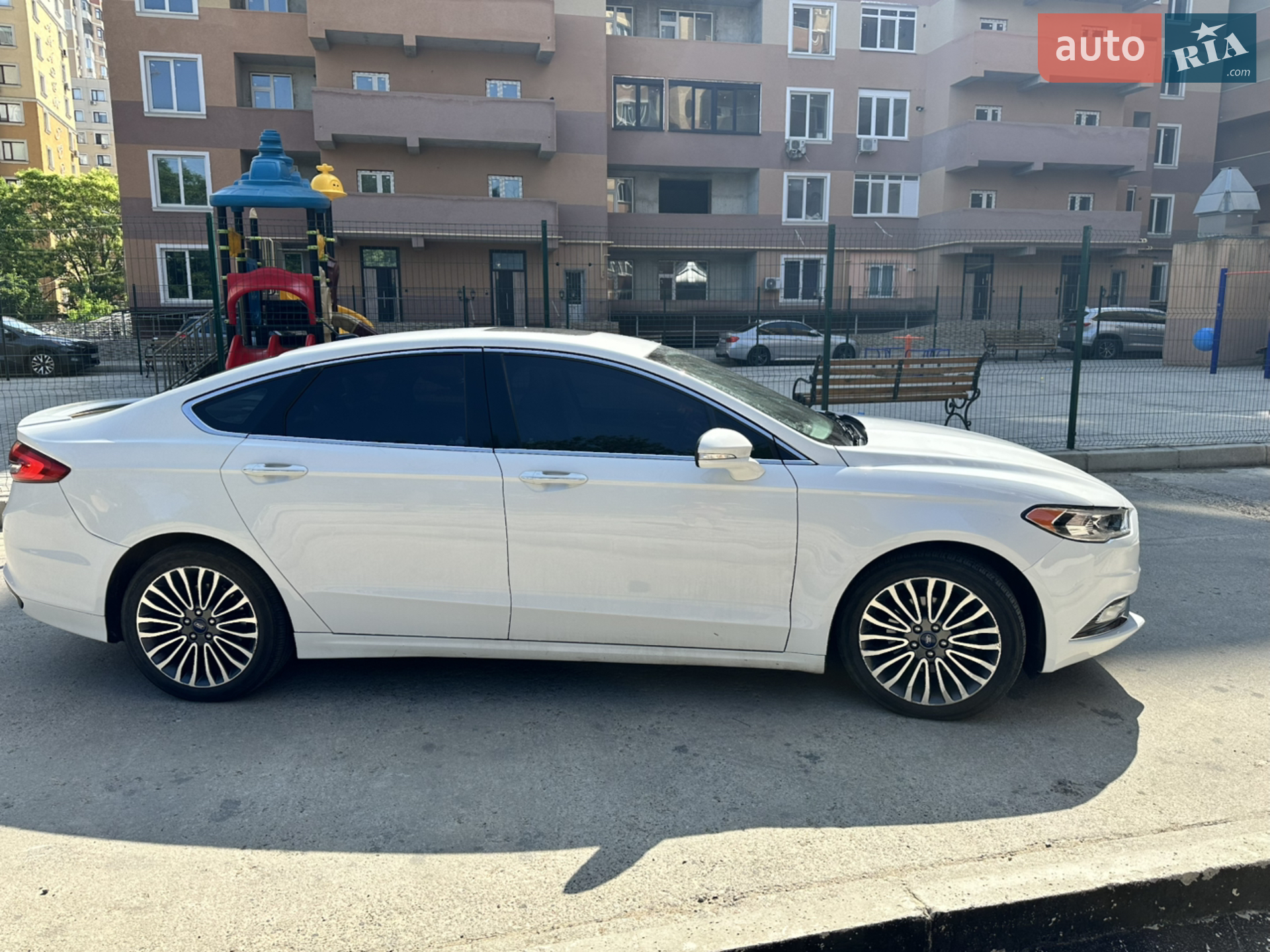 2017 Ford Fusion - мініатюра 4
