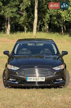 Седан Ford Fusion 2018 в 