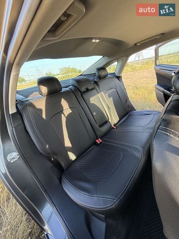 Седан Ford Fusion 2018 в Одессе