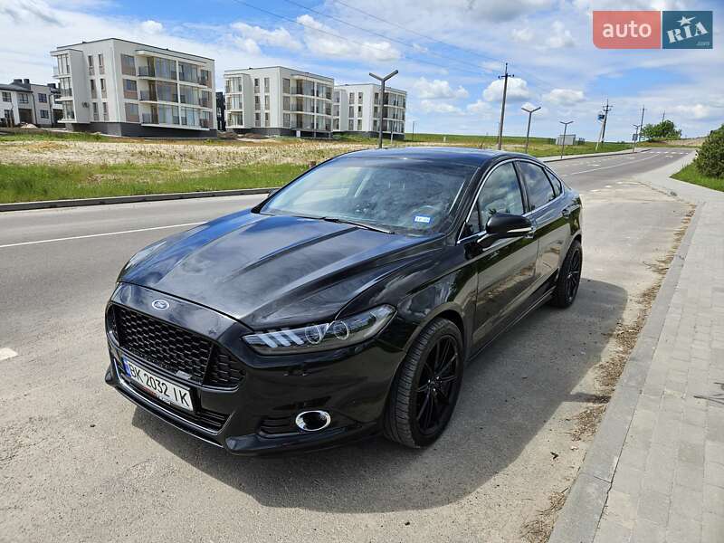 Седан Ford Fusion 2016 в Гоще