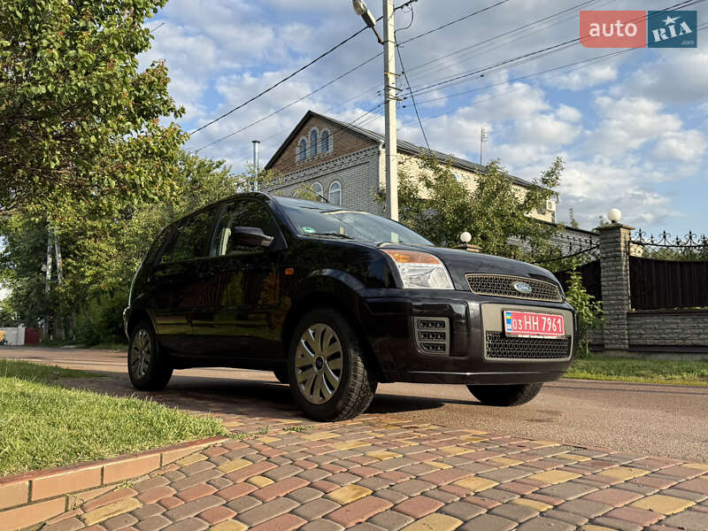 Хэтчбек Ford Fusion 2007 в 