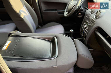 Хэтчбек Ford Fusion 2007 в 