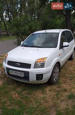 Хетчбек Ford Fusion 2010 в Дніпрі