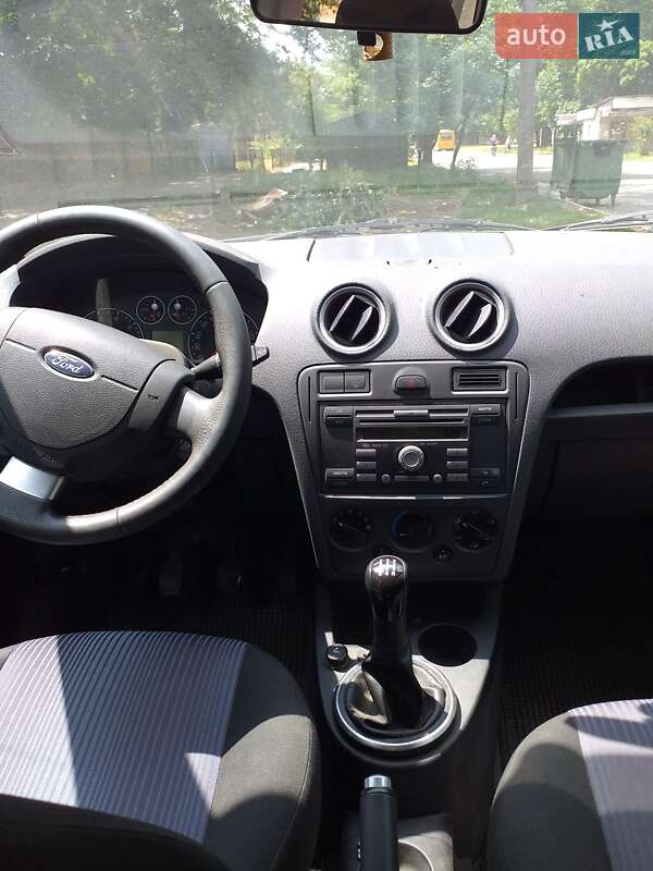 Хэтчбек Ford Fusion 2010 в Днепре