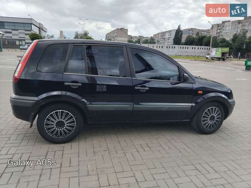 Хетчбек Ford Fusion 2007 в Черкасах