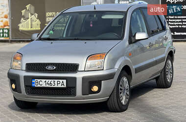Хэтчбек Ford Fusion 2008 в 