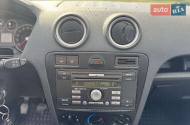Хэтчбек Ford Fusion 2008 в 