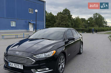 Седан Ford Fusion 2016 в 