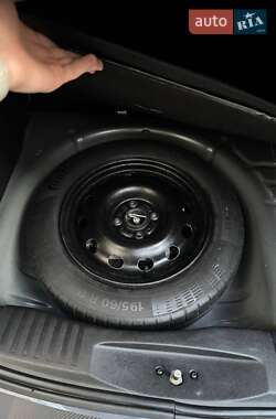 Хэтчбек Ford Fusion 2006 в 