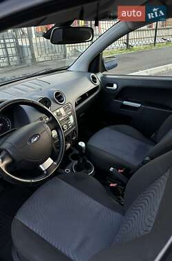 Хэтчбек Ford Fusion 2006 в Киеве
