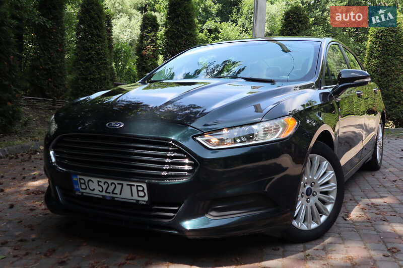 Седан Ford Fusion 2014 в Трускавце
