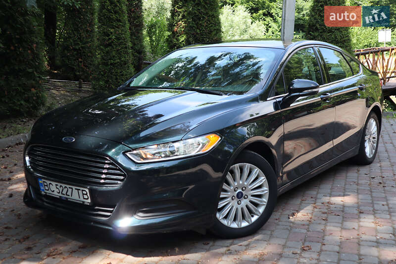 Седан Ford Fusion 2014 в Трускавце