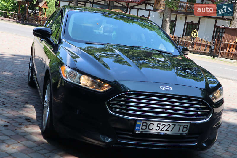 Седан Ford Fusion 2014 в Трускавце