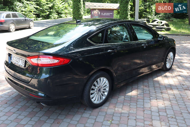 Седан Ford Fusion 2014 в Трускавце