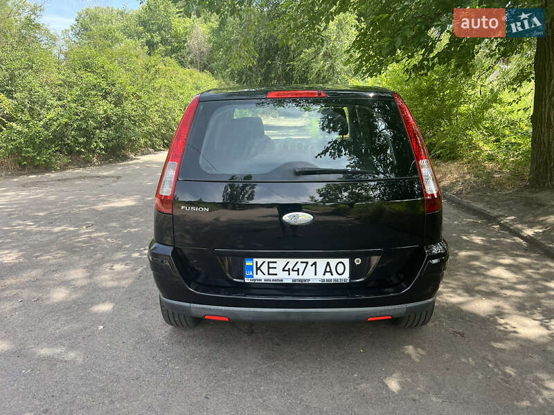 Хэтчбек Ford Fusion 2005 в Верхнеднепровске