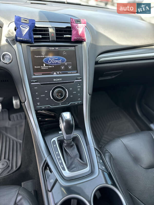 Седан Ford Fusion 2013 в Хусте