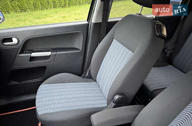 Хэтчбек Ford Fusion 2008 в 