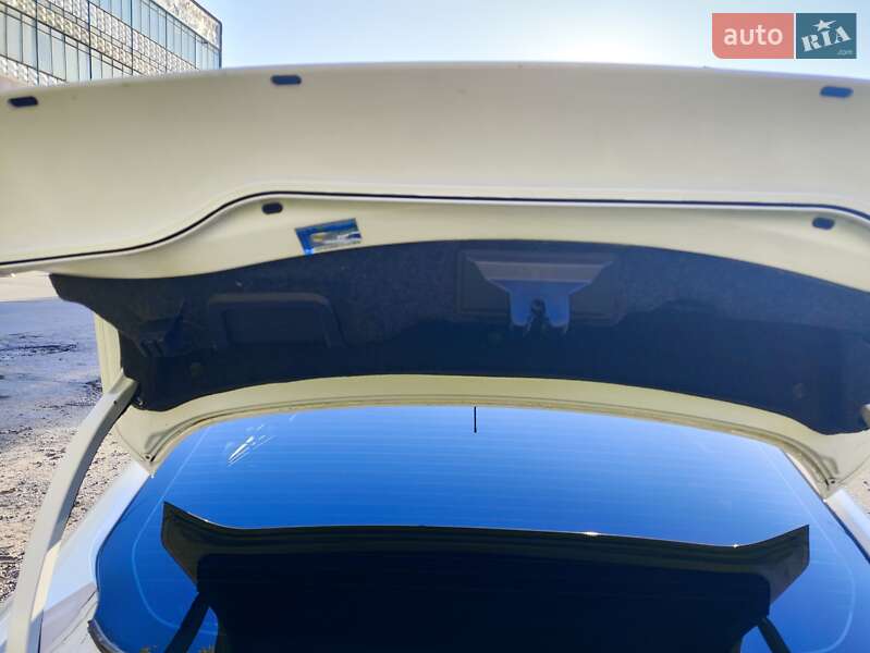 Седан Ford Fusion 2015 в Виннице