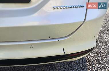 Седан Ford Fusion 2015 в 