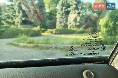 Седан Ford Fusion 2015 в 