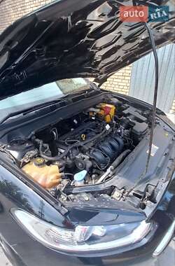 Седан Ford Fusion 2014 в 