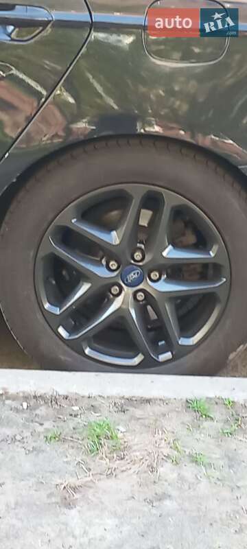 Седан Ford Fusion 2014 в Киеве