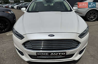 Седан Ford Fusion 2012 в 