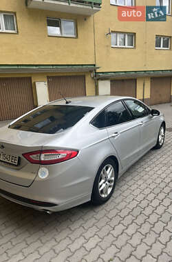 Седан Ford Fusion 2014 в 