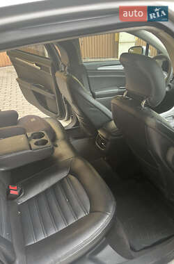 Седан Ford Fusion 2014 в 