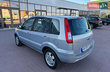 Хетчбек Ford Fusion 2010 в 