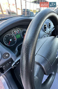 Хетчбек Ford Fusion 2010 в 